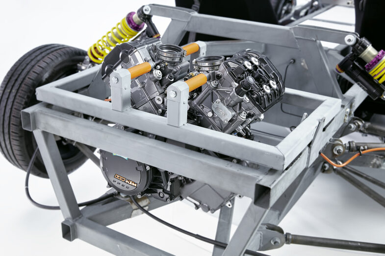 Photo of the integration of the engine including engine mount in the chassis