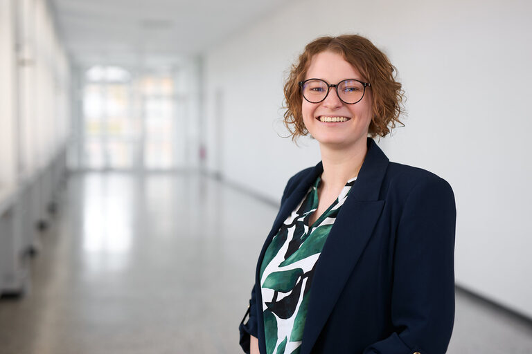 Portrait von Mareike Bell __ Portrait of Mareike Bell