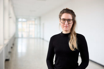 Portrait von Laura Gögel __ Portrait of Laura Gögel