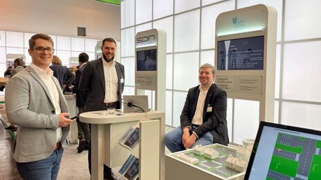 Philip Wizenty (IDiAL), Marc Wietzke (ruhrvalley) and Andreas Diepenbrock (IDiAL) presented their demonstrator at the trade fair stand.