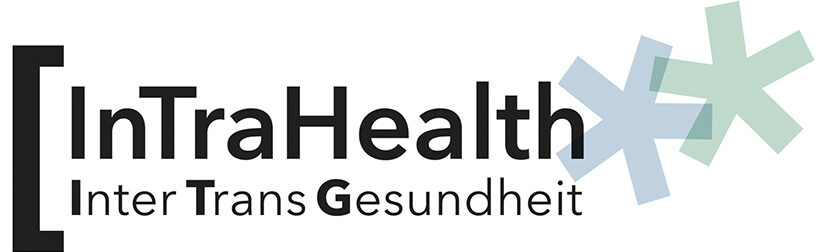 On the left is a square bracket pointing to the right, which brackets the word "InTraHealth" in an upper line and the word sequence Inter Trans Gesundheit in a lower line. On the right-hand side of the words are two overlapping symbol stars in light blue and light green. The light blue symbol star overlaps the text, the light green symbol star overlaps the light blue one